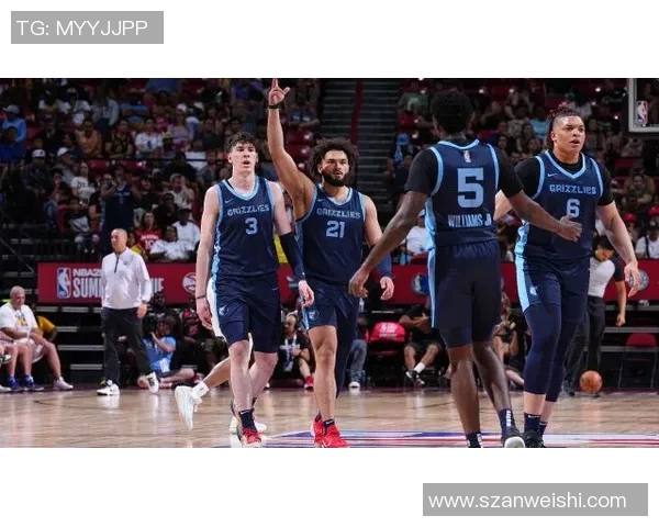 2015年湖人与灰熊激战回顾:经典对决与精彩瞬间解析 2015年湖人与灰熊激战回顾:经典对决与精彩瞬间解析