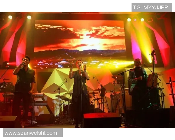 佐伯阿汉与萨乌拉的巅峰对决谁将赢得这场激烈的战斗